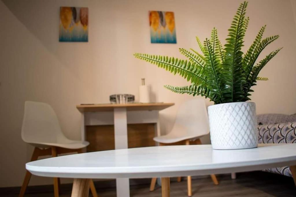 Confortable Tv Centre * Louviers