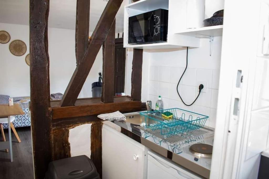 Confortable Tv Centre Apartment *